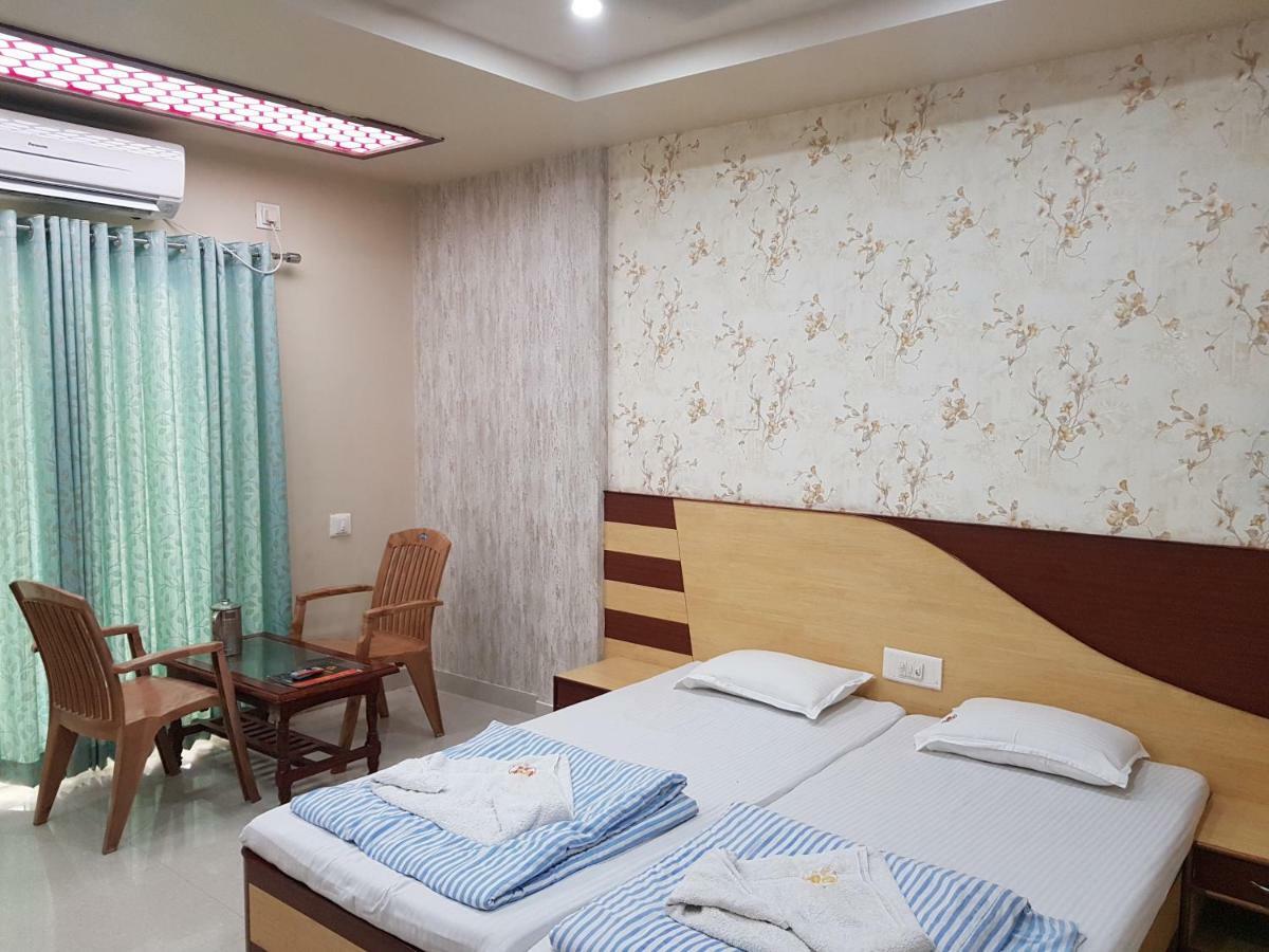 Hotel Lee Garden Puri Εξωτερικό φωτογραφία